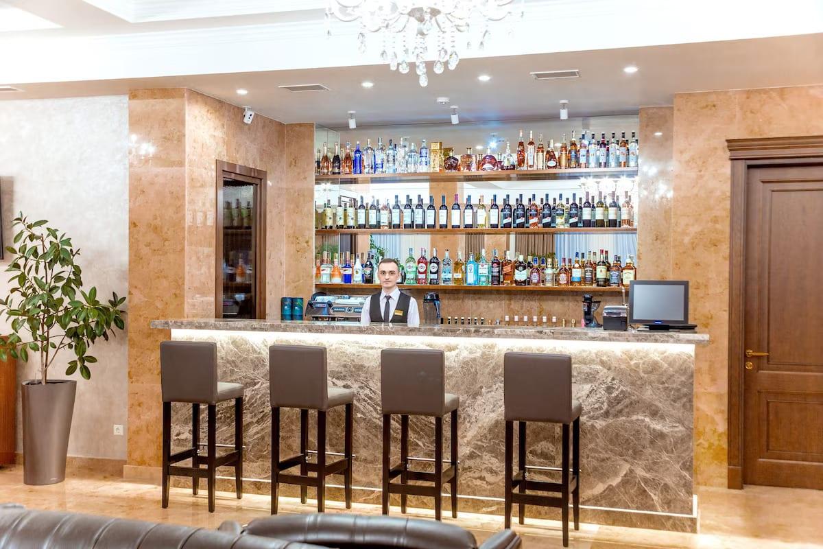 Lobby Bar
